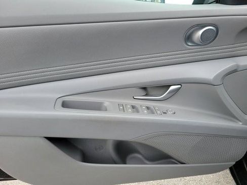 Certified 2025 Hyundai Elantra Sport FWD image 21