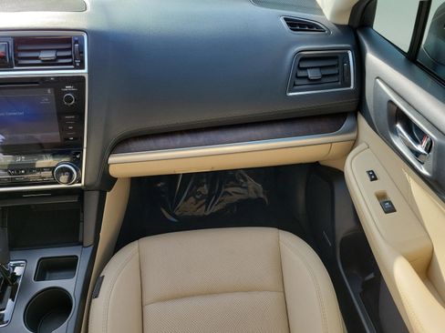 Used 2019 Subaru Outback 2.5i Limited w/ Popular Package #2 image 19