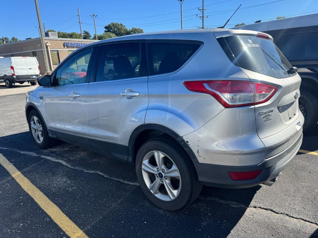 Used 2015 Ford Escape SE AWD/4WD image 9