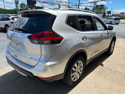 Used 2020 Nissan Rogue SV AWD/4WD image 5