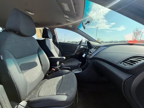 Used 2015 Hyundai Accent GS FWD image 26