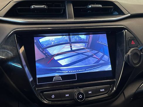 Used 2023 Chevrolet TrailBlazer LT w/ Convenience Package FWD image 14