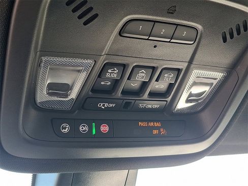 Used 2022 Chevrolet Traverse RS w/ LPO, Cargo Package image 28