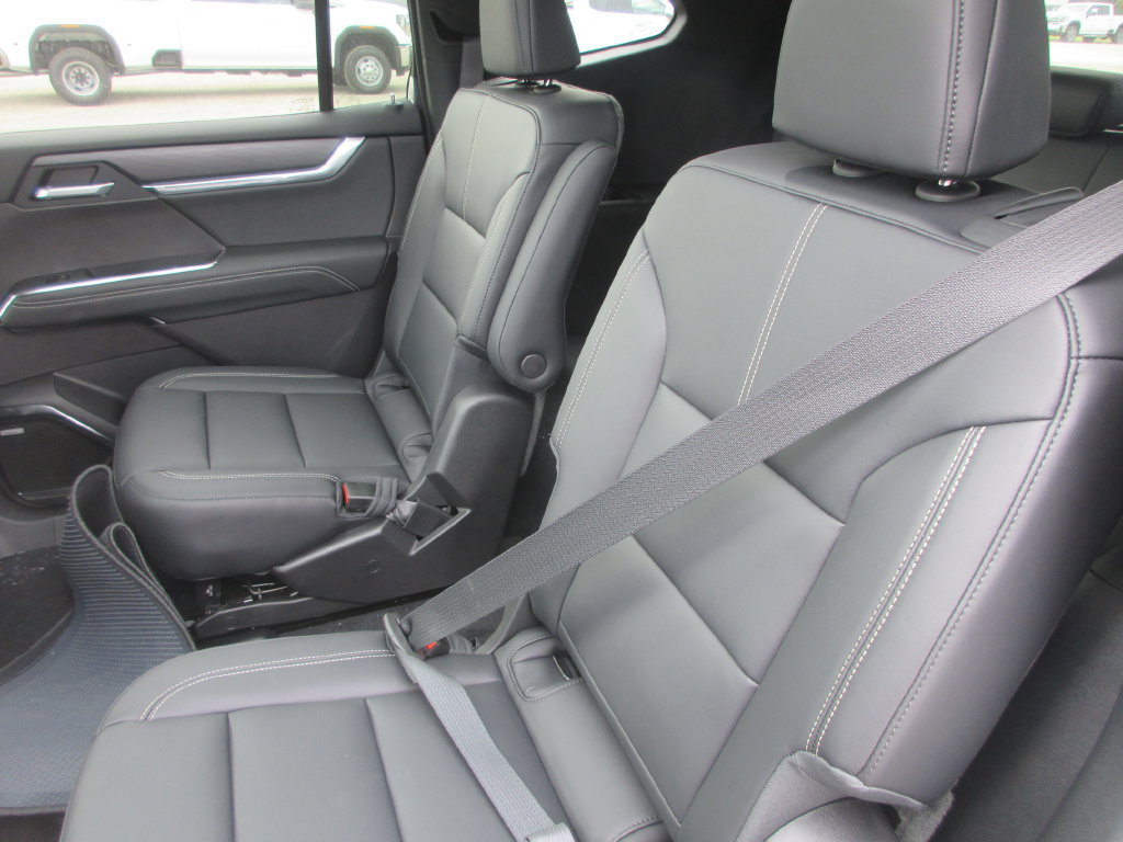 New 2027 GMC Acadia Elevation w/ Elevation Premium Package FWD image 12
