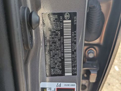 Used 2017 Toyota Camry SE image 33