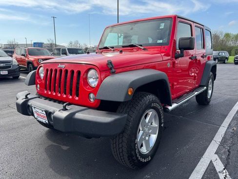Used 2014 Jeep Wrangler Unlimited Sport w/ Quick Order Package 24S image 8