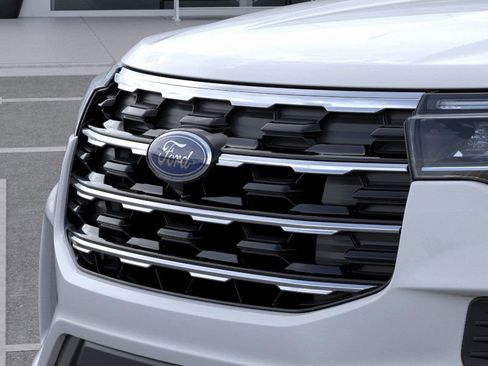 New 2026 Ford Explorer Active image 17