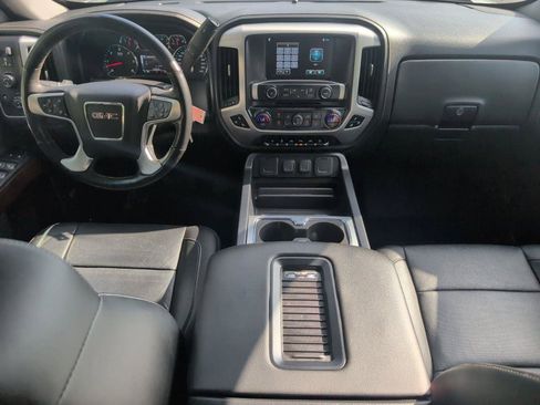 Used 2018 GMC Sierra 1500 SLT AWD/4WD image 33