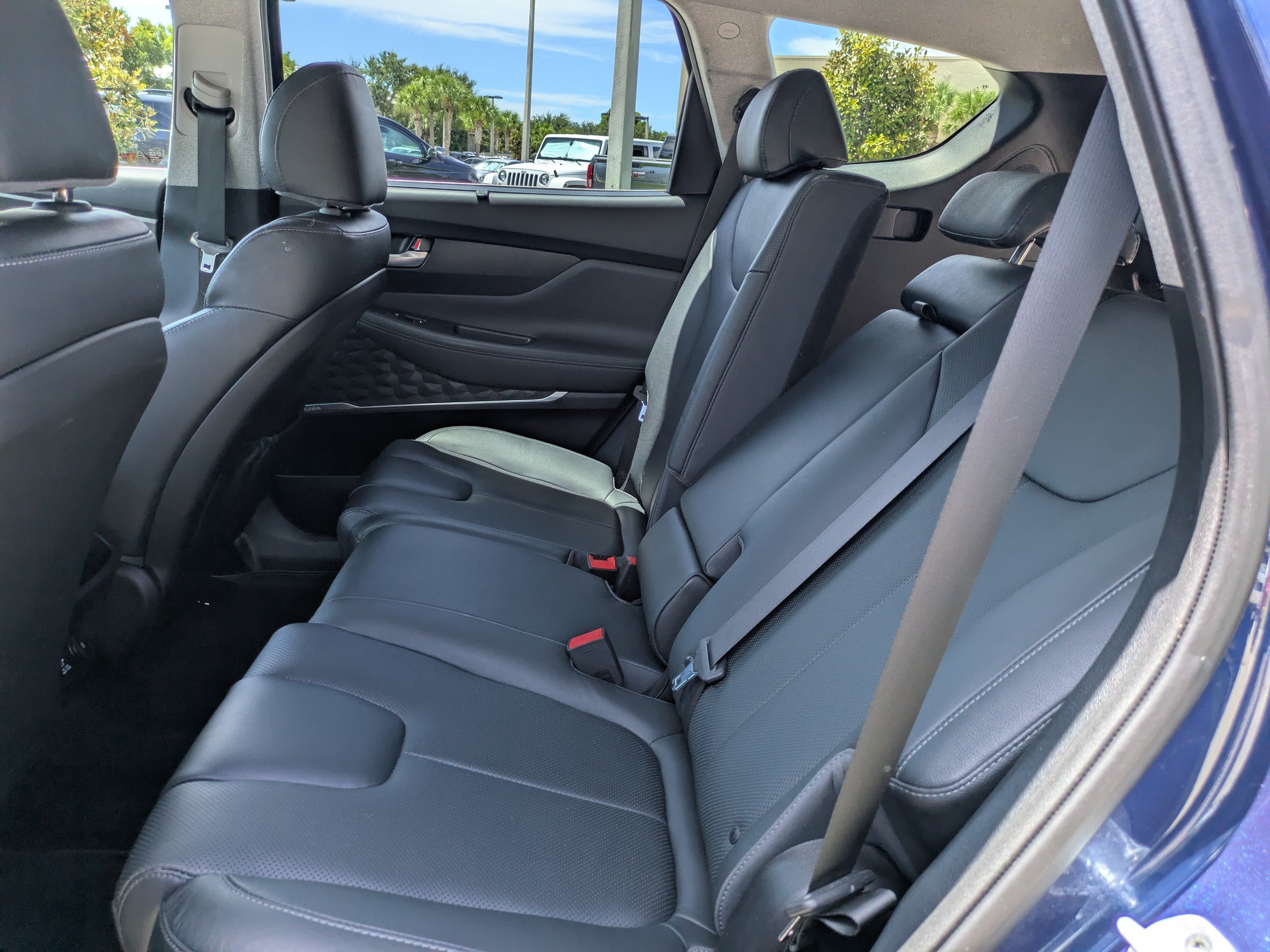 Used 2019 Hyundai Santa Fe FWD image 13