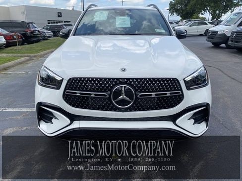 Certified 2025 Mercedes-Benz GLE 450e 4MATIC image 3