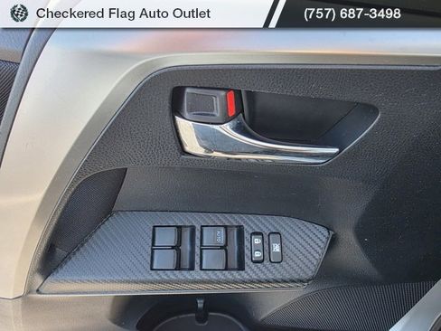 Used 2014 Toyota RAV4 XLE image 21