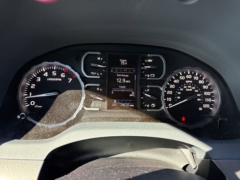 Used 2018 Toyota Tundra SR5 w/ SR5 Upgrade Package image 2