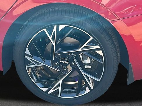 New 2025 Kia K5 GT-Line image 10