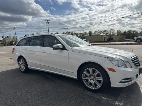 Used 2013 Mercedes-Benz E 350 4MATIC Wagon image 6