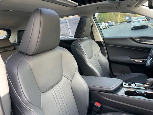 Used 2025 Lexus NX 350h AWD w/ Premium Package image 32