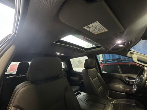 Used 2019 GMC Sierra 1500 Denali w/ Denali Ultimate Package image 27