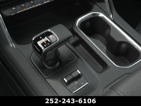 Used 2026 GMC Sierra 1500 Denali w/ Denali Reserve Package AWD/4WD image 17