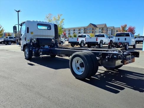 New 2024 Chevrolet Low Cab Forward 4500 XD RWD image 28
