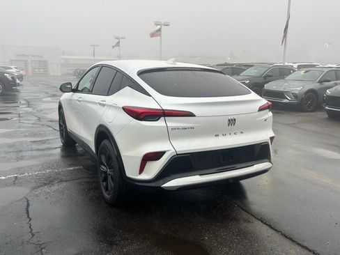 Certified 2024 Buick Envista Sport Touring w/ Convenience I Package image 7