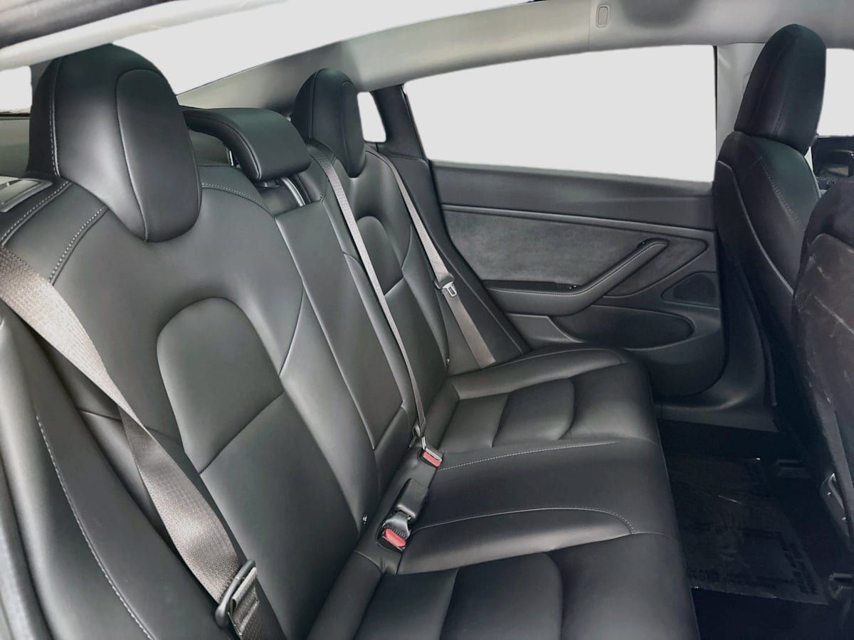 Used 2018 Tesla Model 3 Long Range AWD/4WD image 32