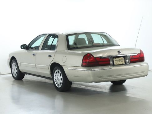 Used 2005 Mercury Grand Marquis GS image 5