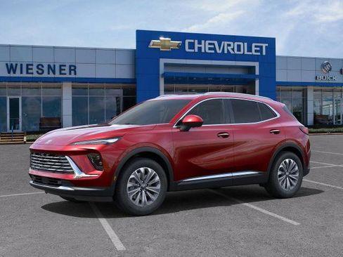 New 2025 Buick Envision Preferred image 2