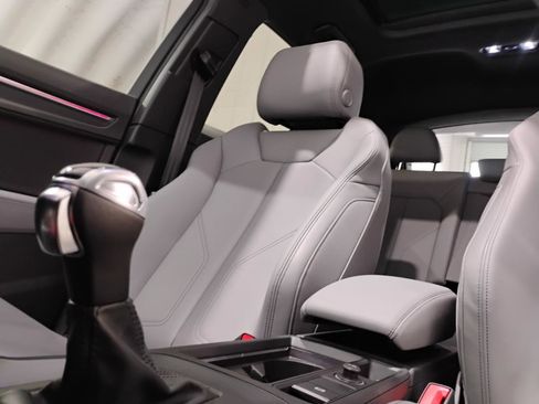 Used 2023 Audi Q3 2.0T Premium Plus w/ Premium Plus Package image 60