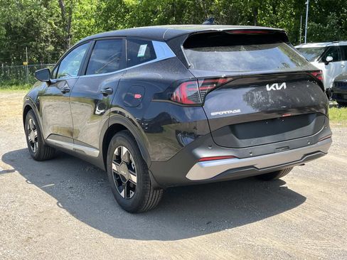 New 2026 Kia Sportage LX FWD image 5