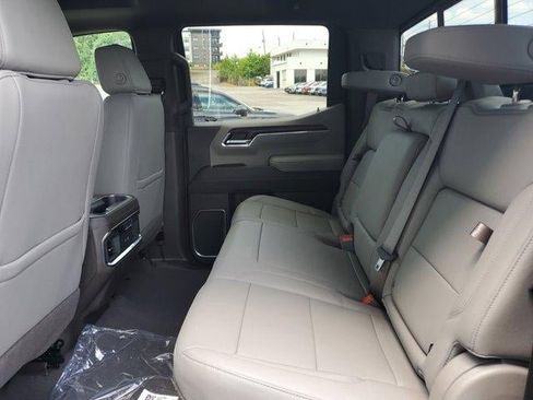 New 2026 GMC Sierra 1500 SLT w/ SLT Premium Package AWD/4WD image 11