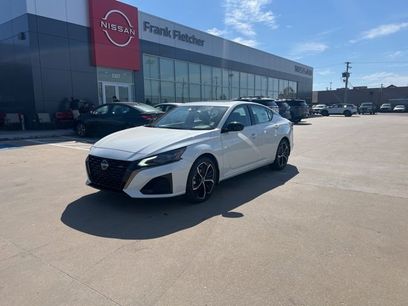 New 2025 Nissan Altima 2.5 SR w/ SR Premium Package