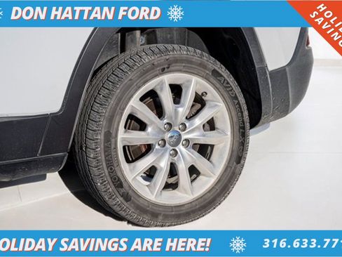 Used 2015 Jeep Cherokee Limited w/ Luxury Group image 36