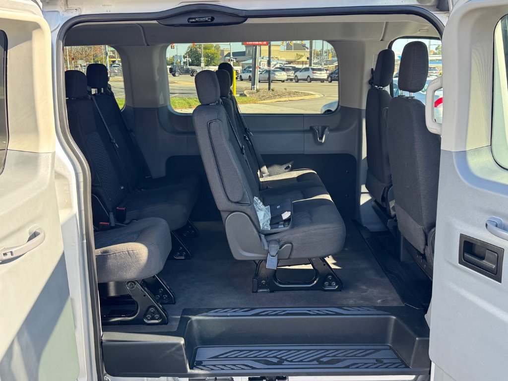 Used 2016 Ford Transit 350 XLT RWD image 14