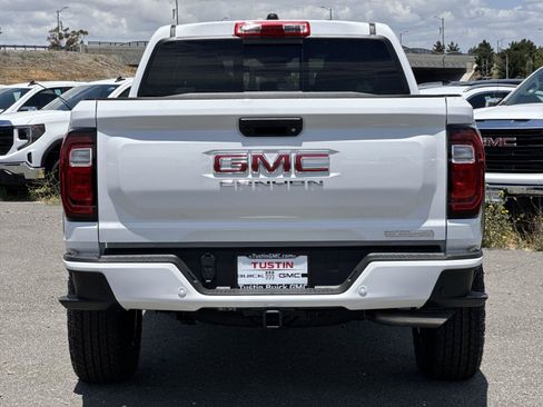New 2026 GMC Canyon Elevation w/ Technology Package AWD/4WD image 4
