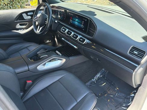 Used 2020 Mercedes-Benz GLE 350 4MATIC w/ Premium Package image 31