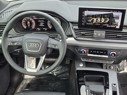 Certified 2024 Audi Q5 2.0T Premium w/ Summer of Audi Package image 33