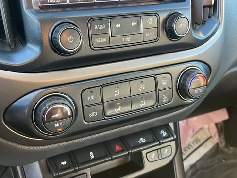 Used 2018 Chevrolet Colorado Z71 image 20