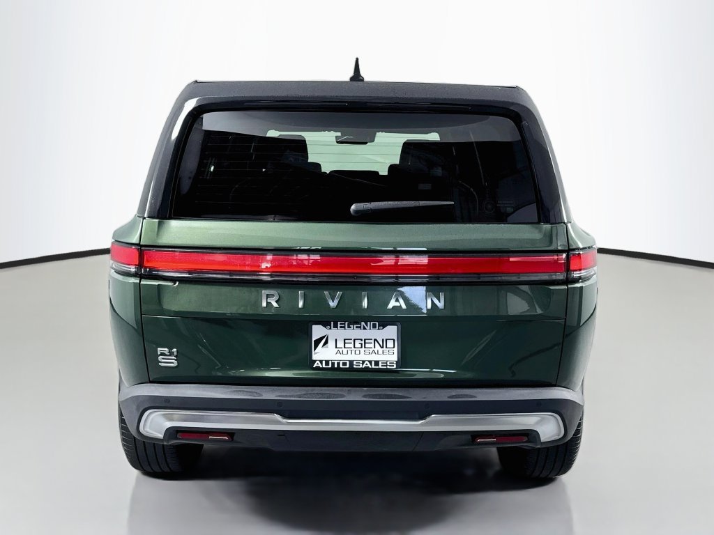 Used 2025 Rivian R1S Adventure Dual AWD/4WD image 8