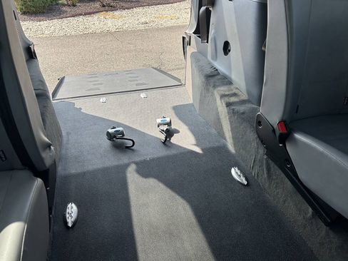 Used 2020 Toyota Sienna L FWD image 26
