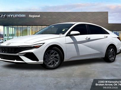 New 2025 Hyundai Elantra Blue