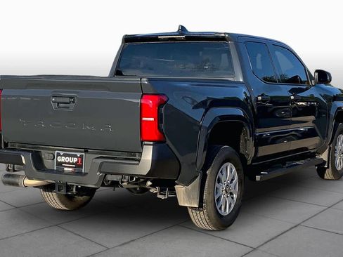 Used 2024 Toyota Tacoma SR RWD image 12