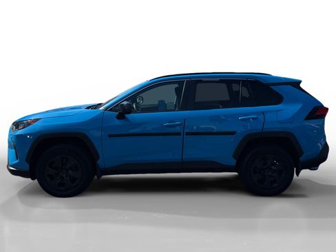 Used 2019 Toyota RAV4 LE w/ All Weather Liner Package AWD/4WD image 2