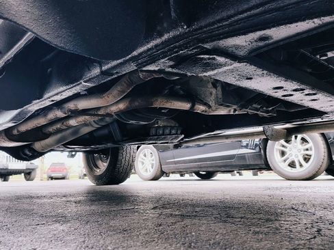 Used 2010 Nissan Titan XE image 13