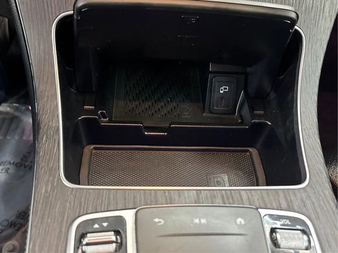 Used 2020 Mercedes-Benz GLC 300 4MATIC image 22