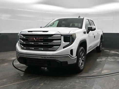 New 2026 GMC Sierra 1500 SLE w/ Preferred Package image 4
