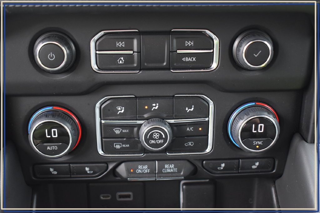 Used 2023 Chevrolet Tahoe LT AWD/4WD image 30