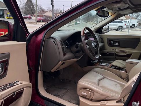 Used 2006 Cadillac SRX w/ Seating Package image 13