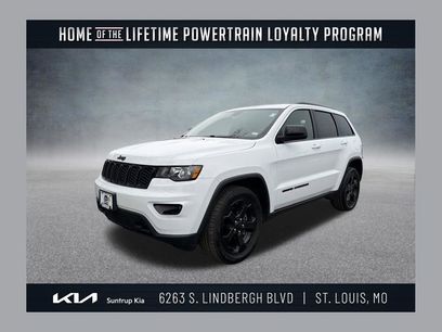 Used 2018 Jeep Grand Cherokee Laredo