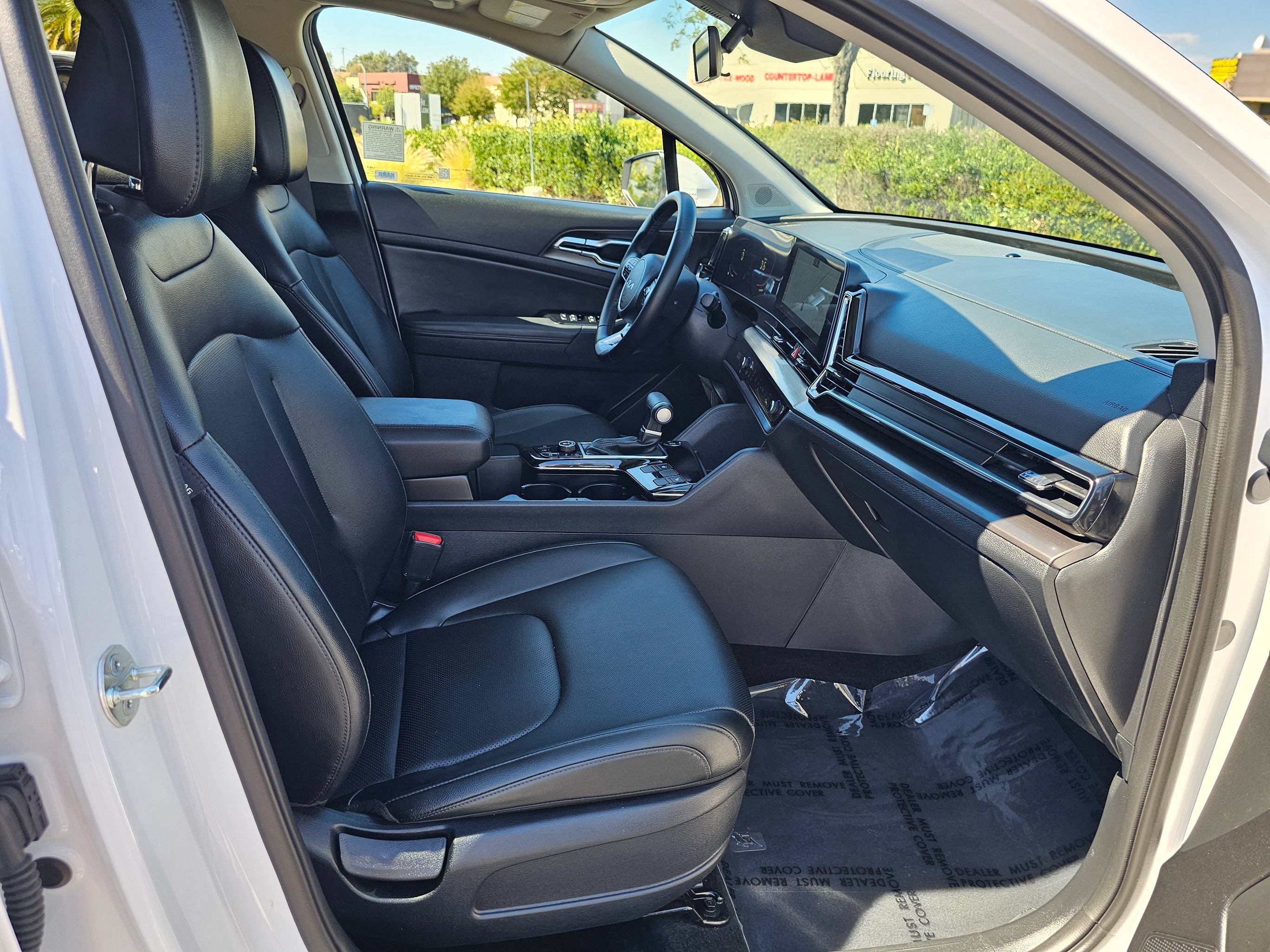 Used 2025 Kia Sportage EX w/ Premium Package AWD/4WD image 32