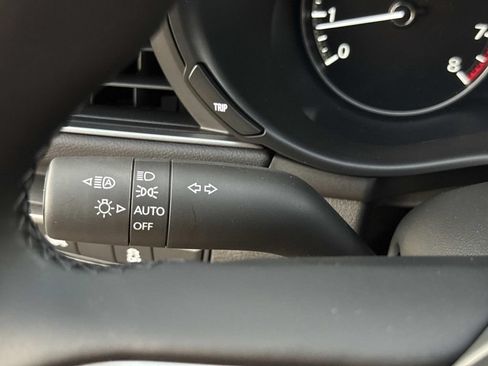 Used 2026 MAZDA MAZDA3 s Sport FWD image 35