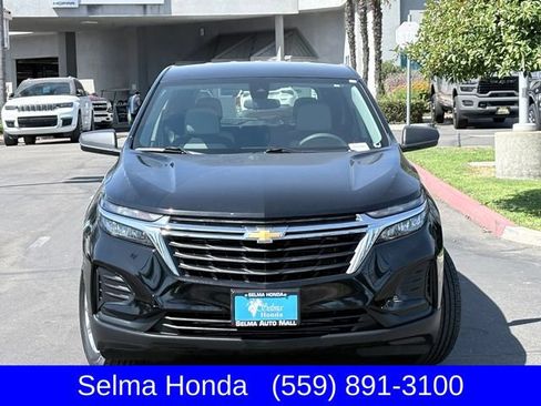 Used 2023 Chevrolet Equinox LS FWD image 3